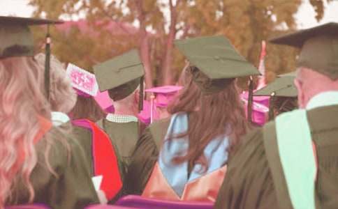 ���˵Ĵ�ѧ��ҵ����13ƪ