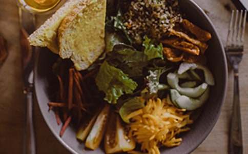 ����Ӫ������15ƪ[�ر�]