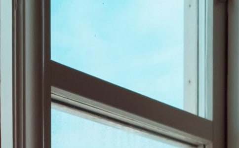 《眼睛是心灵的窗户》国旗下的讲话