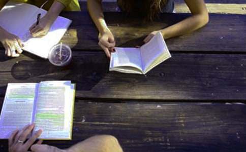 �йش�ѧ����л�źϼ�10ƪ