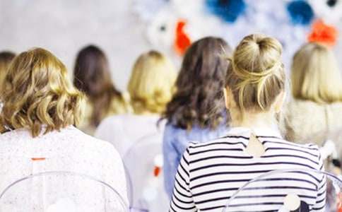 大学生英文自我介绍