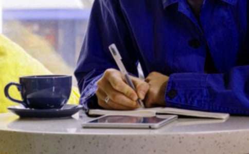 ��һֻè��ʹ���������