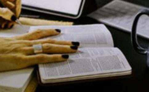 你是人间四月天读后感