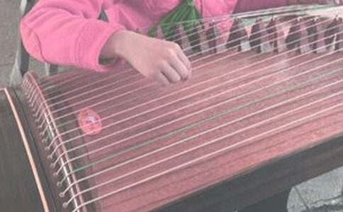 ����֮������800��