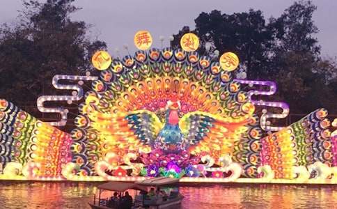 ����������400��