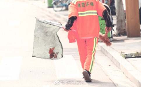 环卫工我终于读懂了你作文700字