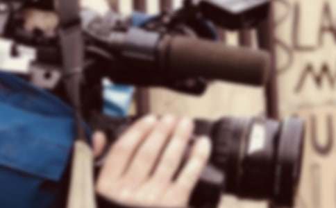 ���߽�������߷��Ը�