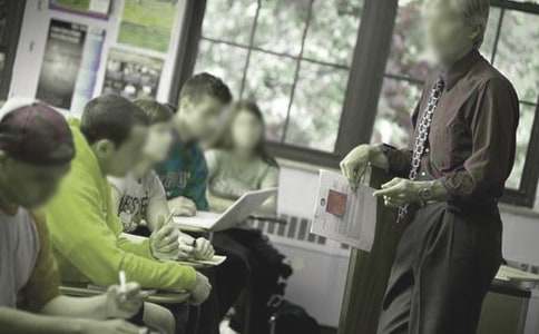 ��ʦ��ְ�������۷���