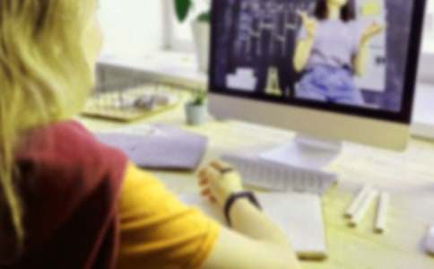 幼儿教师年终述职报告