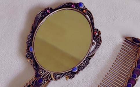 照镜子作文500字(集合)