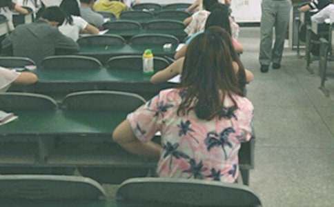 �����������Զ�Ա�ݽ�����ƪ