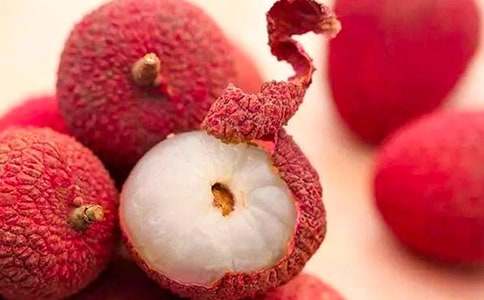 ��֦�����