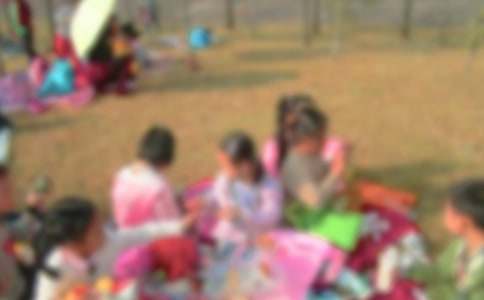 难忘的一次秋游作文800字