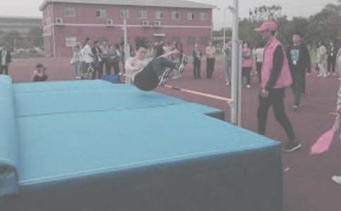 ���߼��͸�