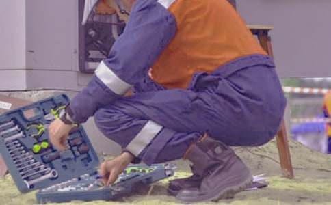 ά�޹���ְ����12ƪ