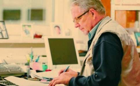 爷爷戒烟了作文300字