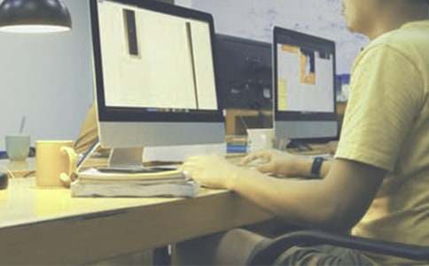 �����׽�ְ�����ܴ�����Ļʽ�ϵĽ�����