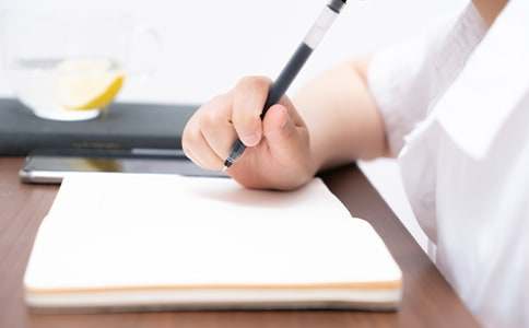 窗外即景作文500字