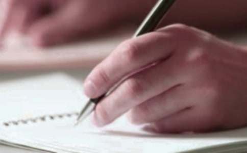 ��������ķҷ�����700�֣���ѡ24ƪ��