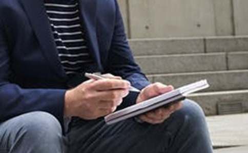 ���꼶����300��3ƪ[ͨ��]